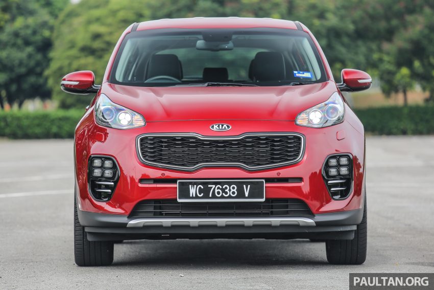 GALLERY: Kia Sportage – new QL together with old SL 510675