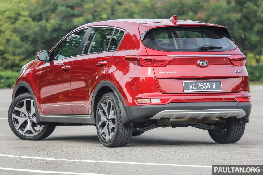 GALLERY: Kia Sportage – new QL together with old SL 510694