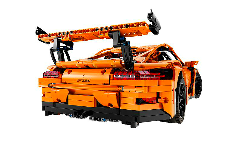 2016 Lego Technic Porsche 911 GT3 RS kit instant hit worldwide – 2,704 pieces, 600-page manual Image #503492