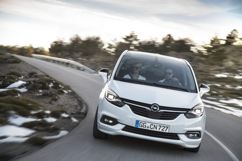 Opel/Vauxhall Zafira facelift unveiled with new face 501932