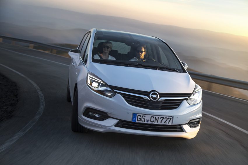 Opel/Vauxhall Zafira facelift unveiled with new face 501938