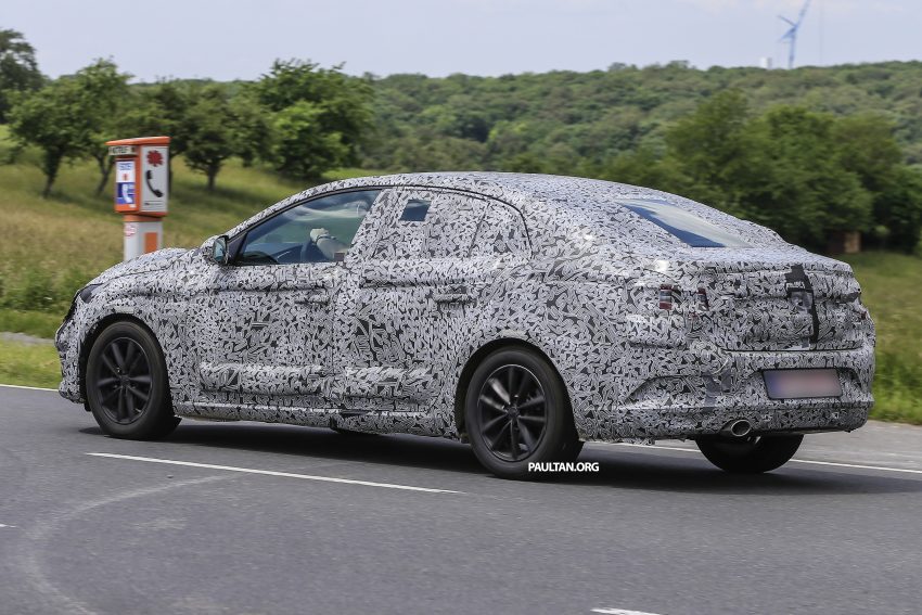 SPIED: Renault Fluence successor based on Megane 510542