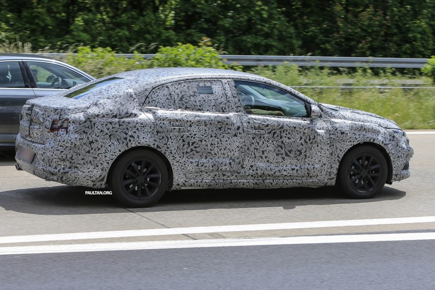 SPIED: Renault Fluence successor based on Megane 510550