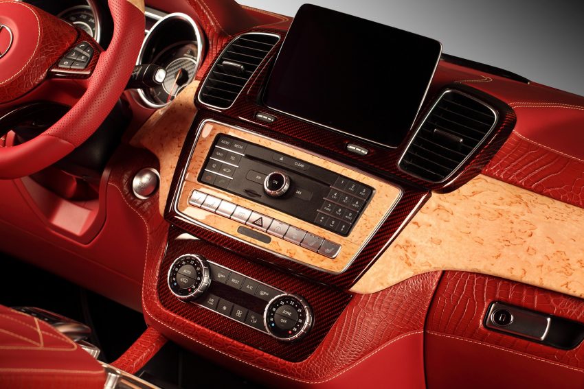 Mercedes GLE Coupe gets red crocodile leather cabin 504010