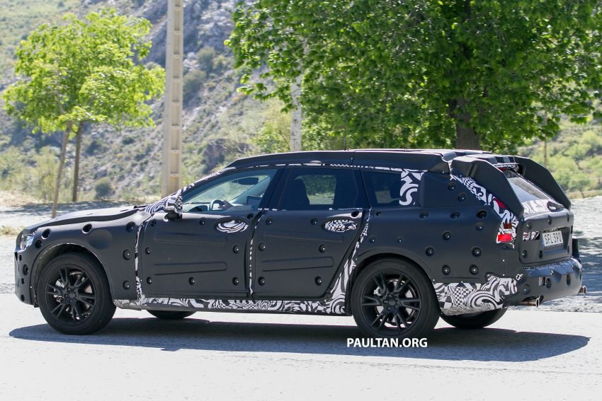 SPYSHOTS: Volvo V90 Cross Country spotted testing 503283