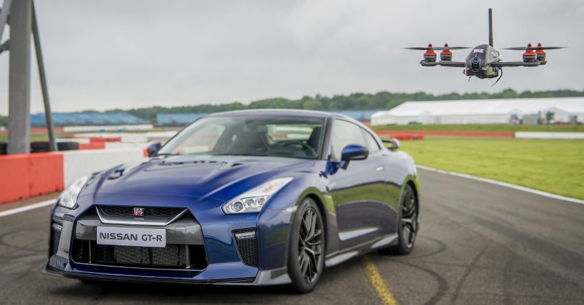 Nissan GT-R drone – faster to 100 km/h than the car 512958