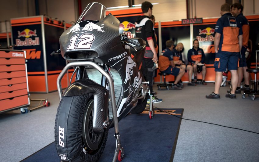 2016 KTM RC16 MotoGP racebike testing in Mugello 516650