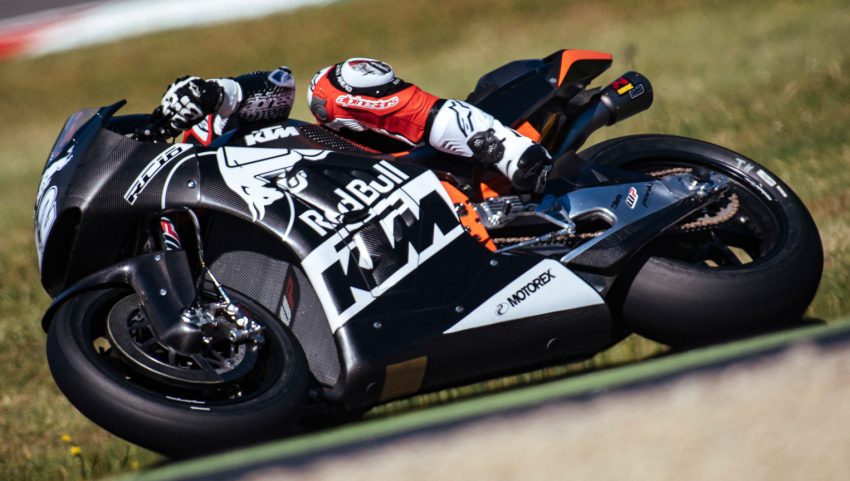 2016 KTM RC16 MotoGP racebike testing in Mugello 516658