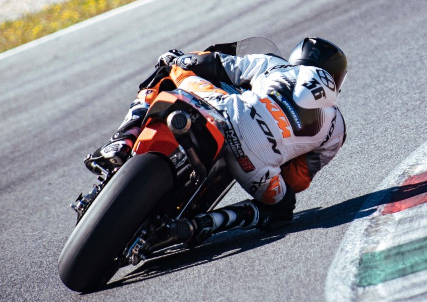 2016 KTM RC16 MotoGP racebike testing in Mugello 516659