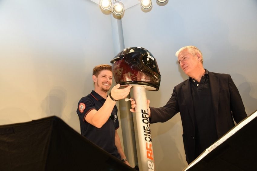 Casey Stoner gets special Nolan X-Lite carbon helmet 516576