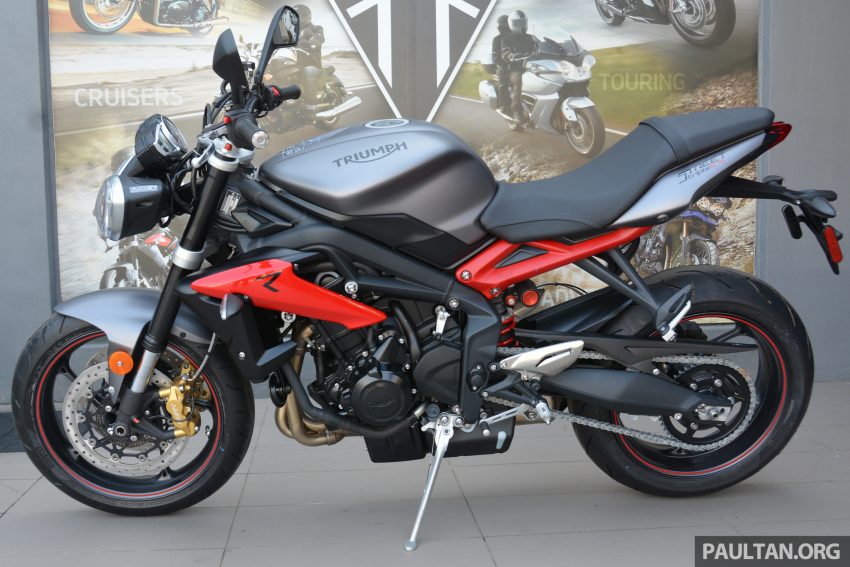 Long-term review: 2016 Triumph Street Triple 675R – delivery, running-in, first service and accessories 515429