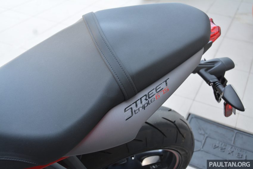 Long-term review: 2016 Triumph Street Triple 675R – delivery, running-in, first service and accessories 515449