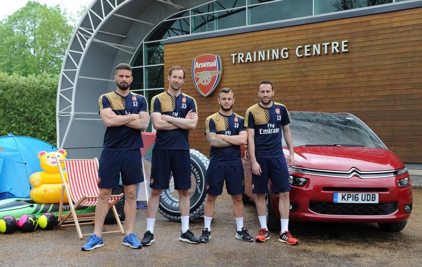 Arsenal players tackle ‘packing rage’ with Citroen 519157