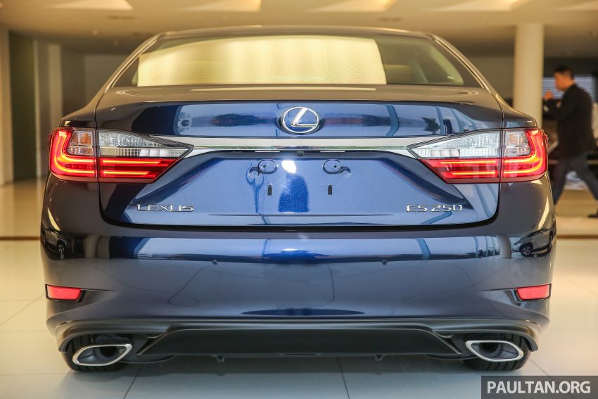 GALLERY: Lexus ES 250 Luxury limited edition – two exclusive colours, Bamboo interior trim, 50 units 523881