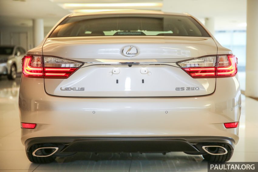 GALLERY: Lexus ES 250 Luxury limited edition – two exclusive colours, Bamboo interior trim, 50 units 523912