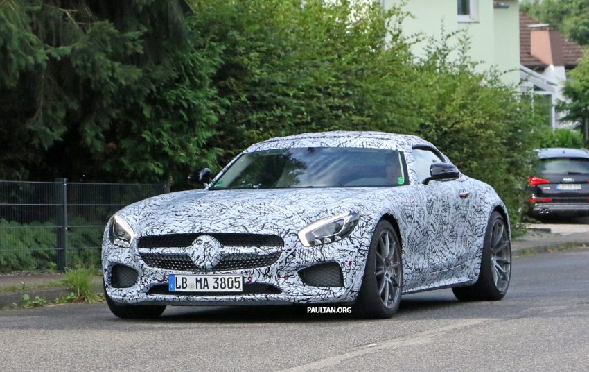SPYSHOTS: Mercedes-AMG GT roadster spotted 526734