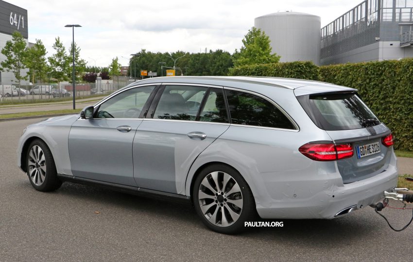 SPIED: All Terrain Merc E-Class sheds some disguise 527982