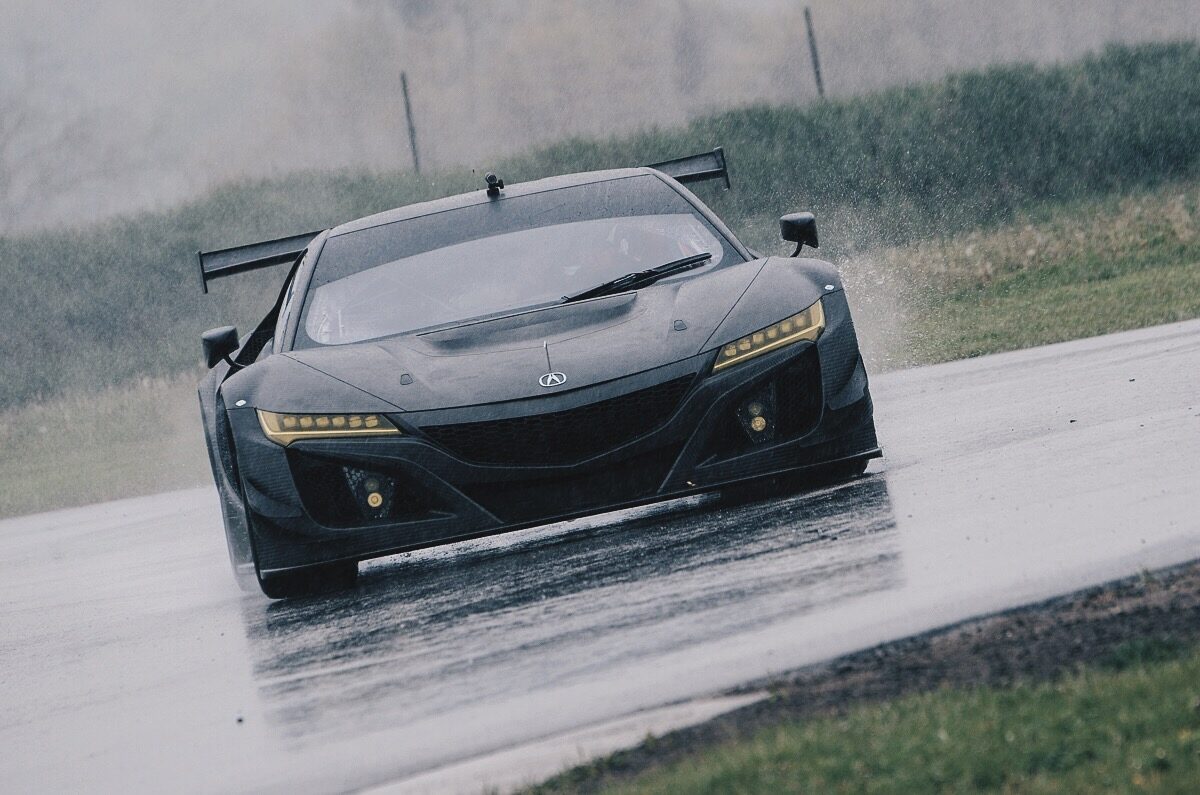 VIDEO: Acura NSX GT3 diuji