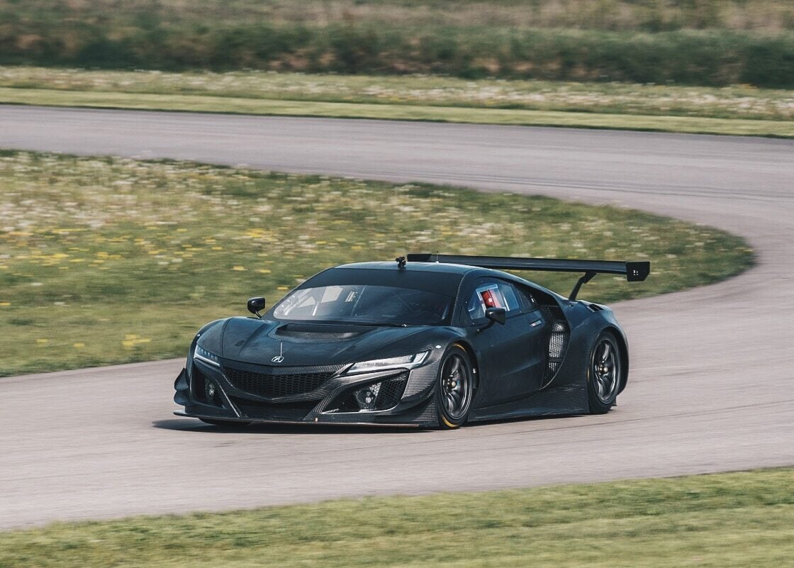 VIDEO: Acura NSX GT3 diuji
