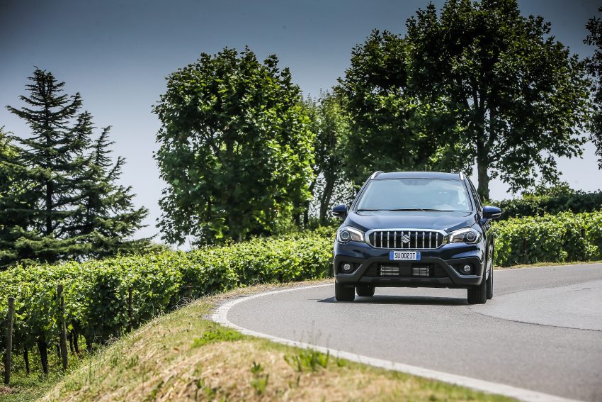 Suzuki S-Cross facelift launched in Italy with turbos 523812