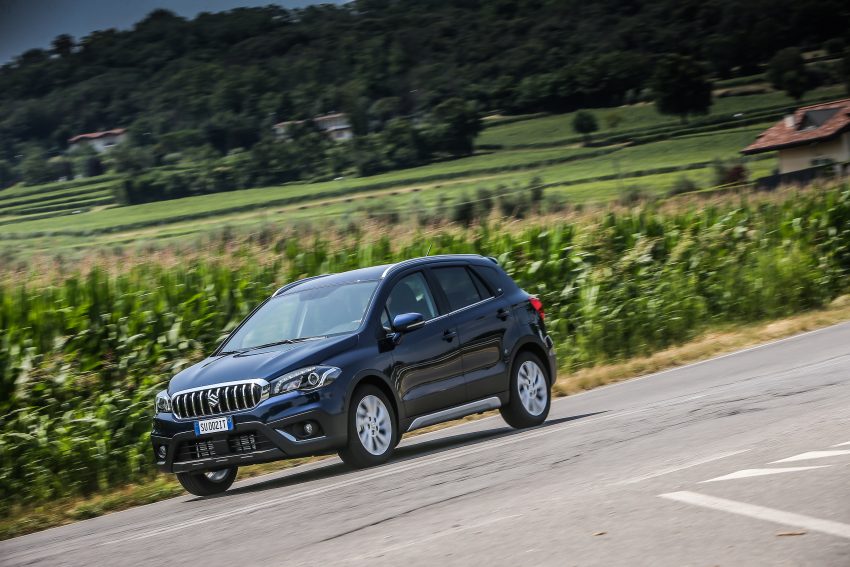 Suzuki S-Cross facelift launched in Italy with turbos 523823