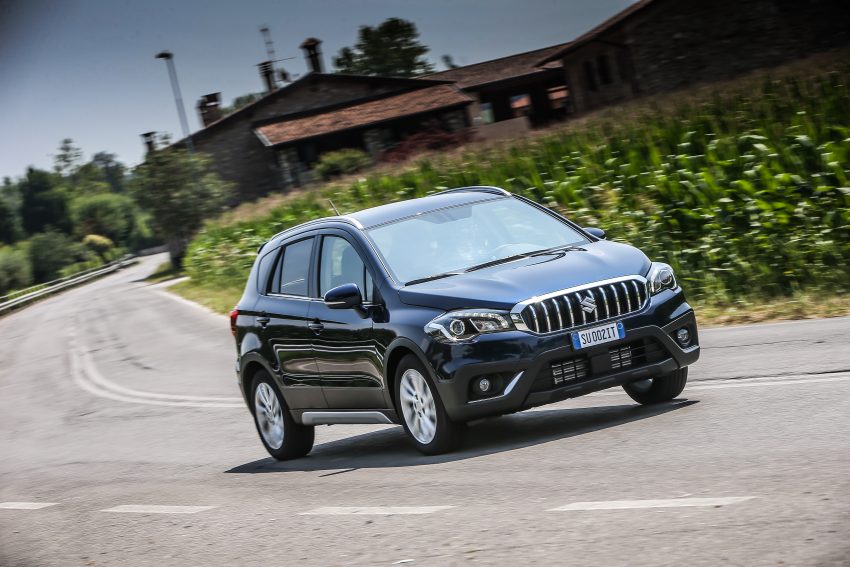 Suzuki S-Cross facelift launched in Italy with turbos 523824