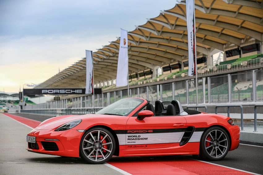 Porsche World Roadshow 2016 – get in, get driving 521364