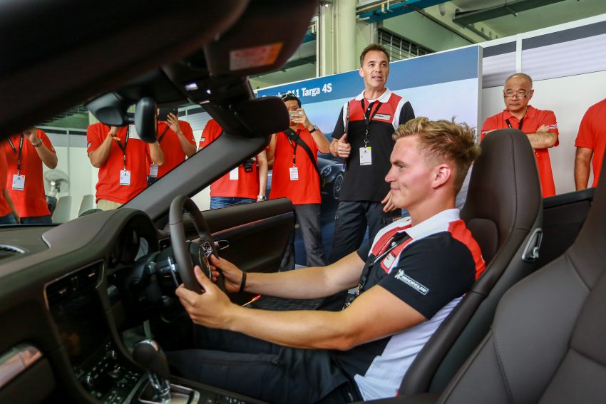 Porsche World Roadshow 2016 – get in, get driving 521377