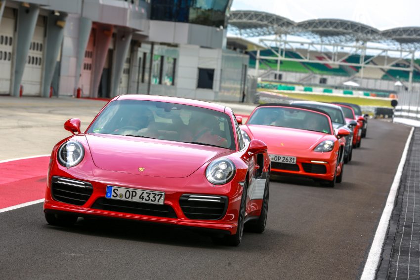 Porsche World Roadshow 2016 – get in, get driving 521411