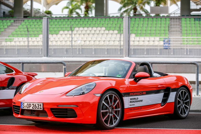 Porsche World Roadshow 2016 – get in, get driving 521371