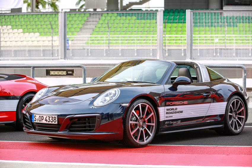 Porsche World Roadshow 2016 – get in, get driving 521372