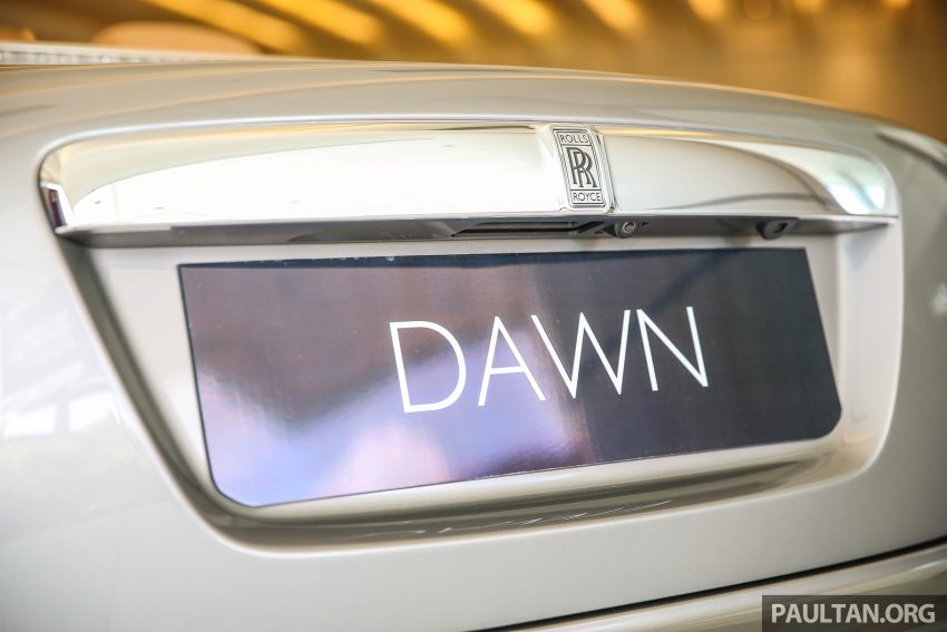 Rolls-Royce Dawn buat penampilan sulung di Malaysia 521109