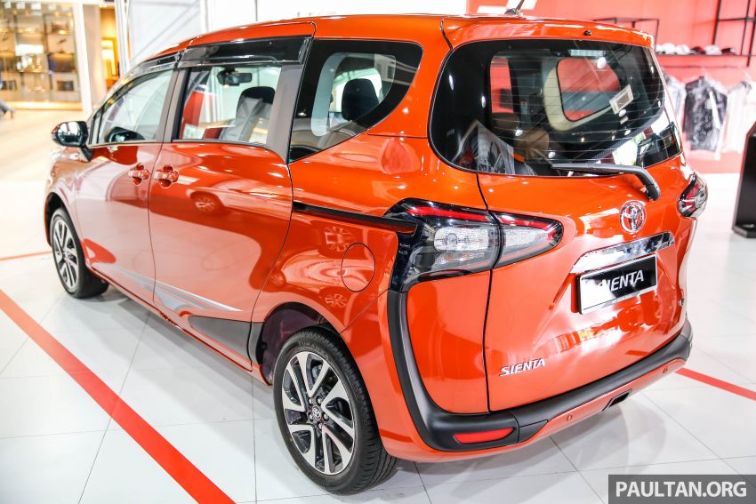 GALLERY: 2016 Toyota Sienta at Mitsui Outlet Park 516422