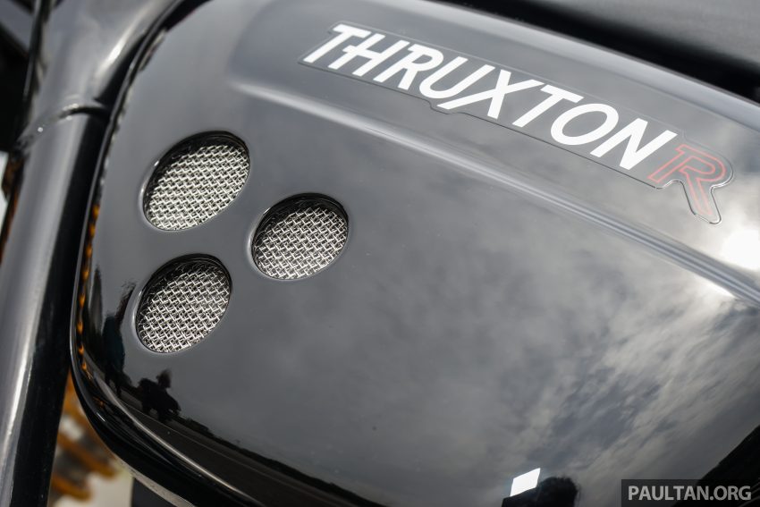 REVIEW: 2016 Triumph Thruxton R – the ultimate retro 519366