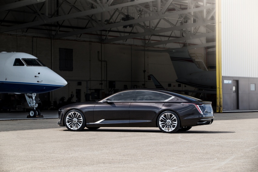 Cadillac Escala Concept unveiled at Pebble Beach, previews future design language for upcoming models 537494