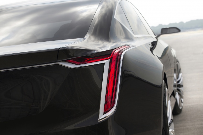 Cadillac Escala Concept unveiled at Pebble Beach, previews future design language for upcoming models 537497