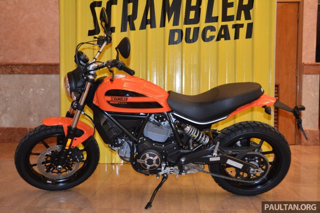 2016 Ducati SCrambler Sixty2 -13