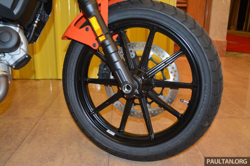 GALERI: Ducati Scrambler Sixty2 400 cc – RM52,999 Image #532059