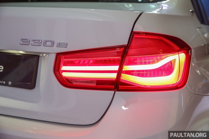 BMW 330e iPerformance Sport plug-in hybrid kini di Malaysia – 0-100 km/j 6.1 saat, 2.1l/100km, RM249k 540580