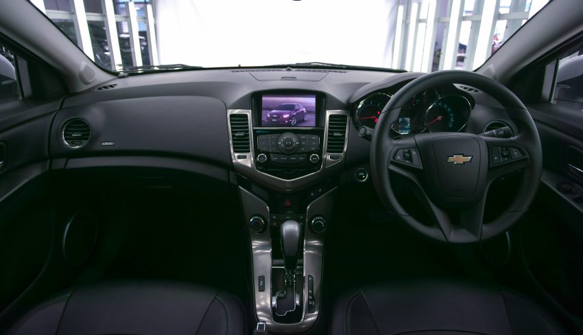 Chevrolet Merdeka promo – rebates of up to RM20,000; 7-in AVN, rear monitor, reverse cam on Cruze, Orlando 534742
