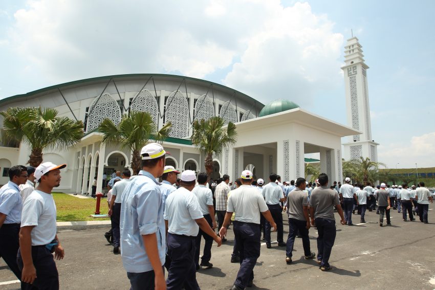 Masjid Perodua opens at Rawang headquarters 530885
