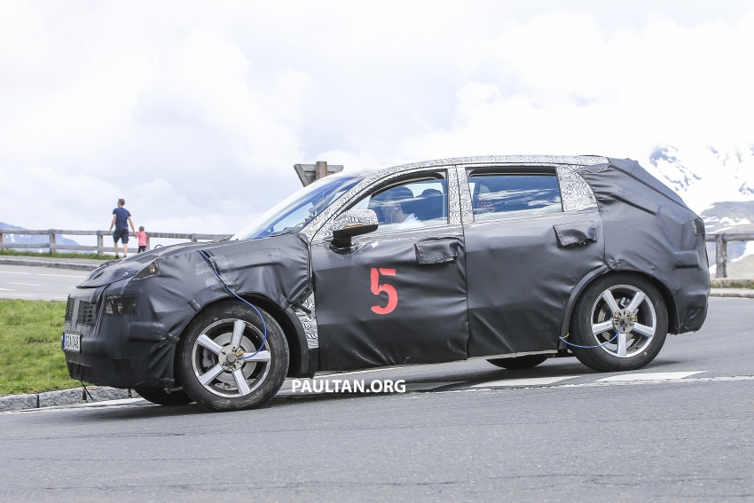 SPYSHOTS: Unnamed Geely compact SUV spotted 538414