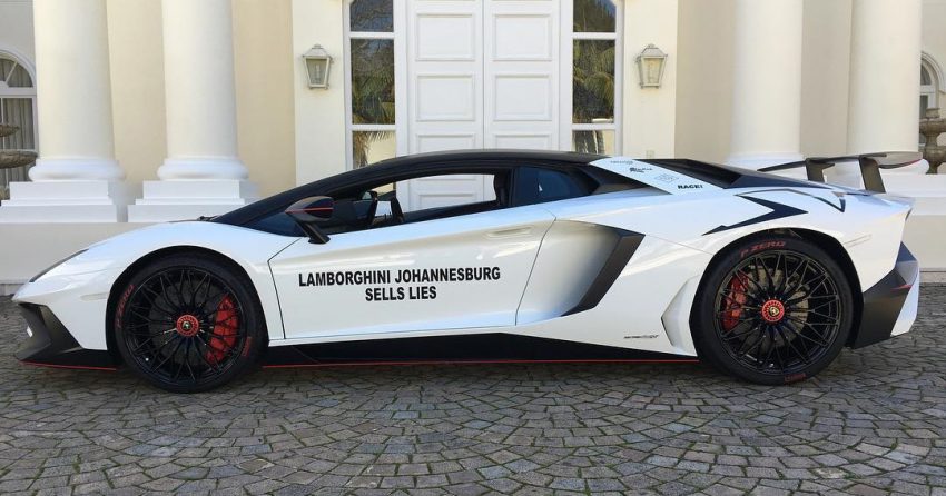 Pengumpul supercar dakwa Lamborghini sebagai penipu kerana menjual sebuah lagi model edisi terhad Aventador SV selain miliknya di Afrika Selatan 533164