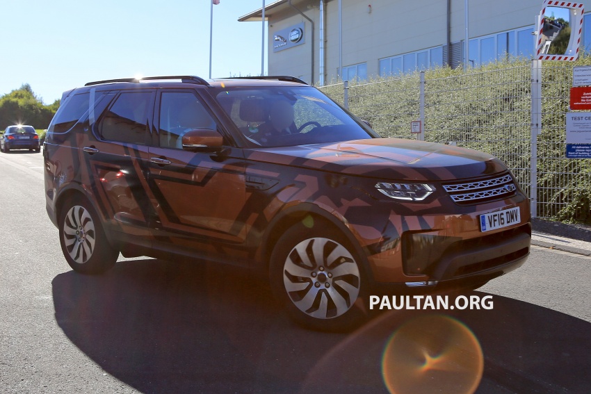 SPYSHOTS: 2017 Land Rover Discovery 5 almost nude 540194