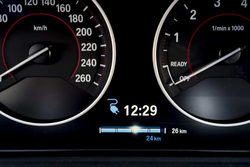 BMW 330e iPerformance di Malaysia tidak lama lagi – 248 hp/420 Nm, sedan plug-in hybrid, dari RM240k? 528413