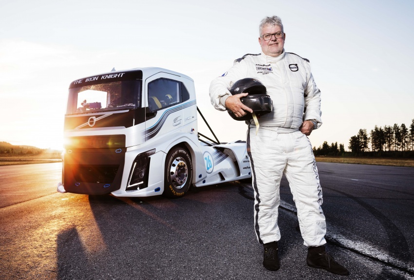 Volvo Trucks’ Iron Knight breaks truck speed record 540788