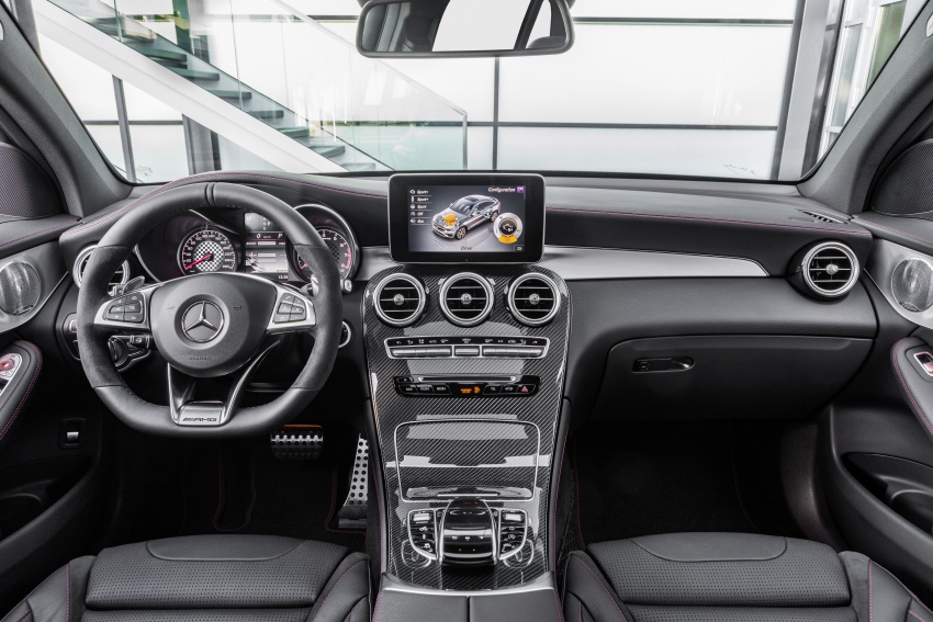 Mercedes-AMG GLC43 Coupe – low-slung sports SUV 542280