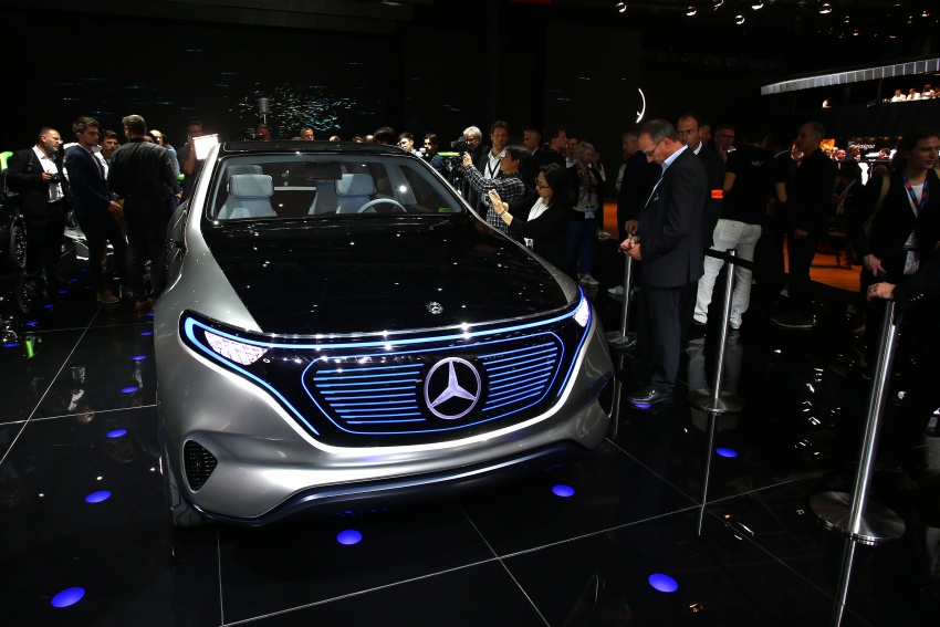 Mercedes-Benz Generation EQ makes debut in Paris 557242