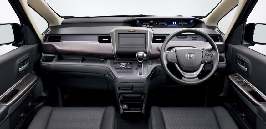 All-new 2016 Honda Freed goes on sale in Japan 549920