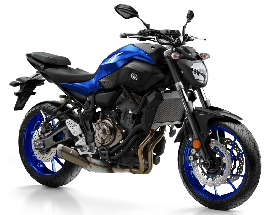 2017 Yamaha motorcycles get new colour schemes 556187